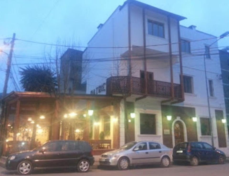 Boutique Artist Hotel ติรานา ภายนอก รูปภาพ