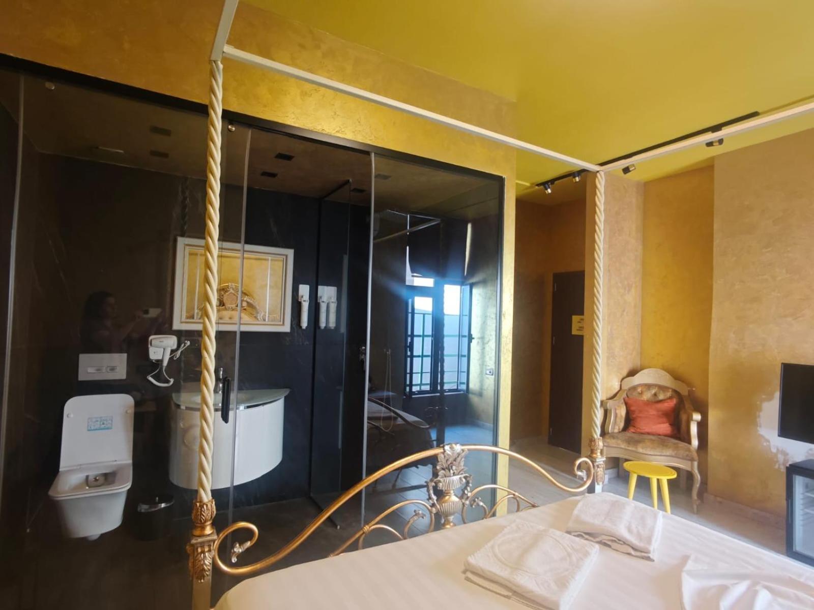 Boutique Artist Hotel ติรานา ภายนอก รูปภาพ
